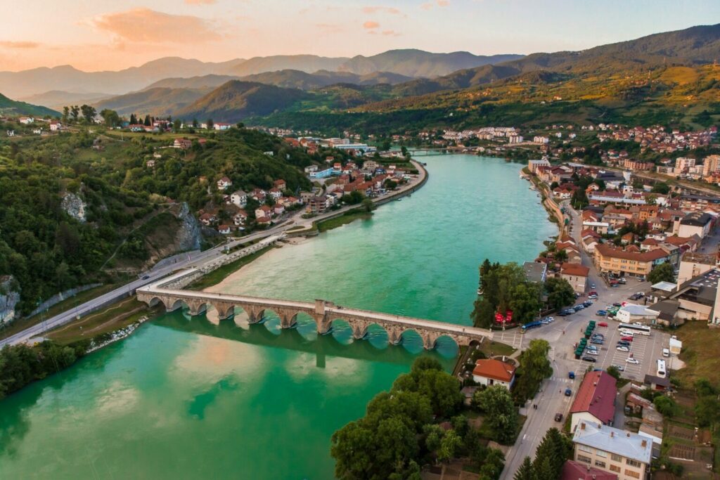 luka-korica-EkjkHpDyVZI-unsplash-1536x1151
